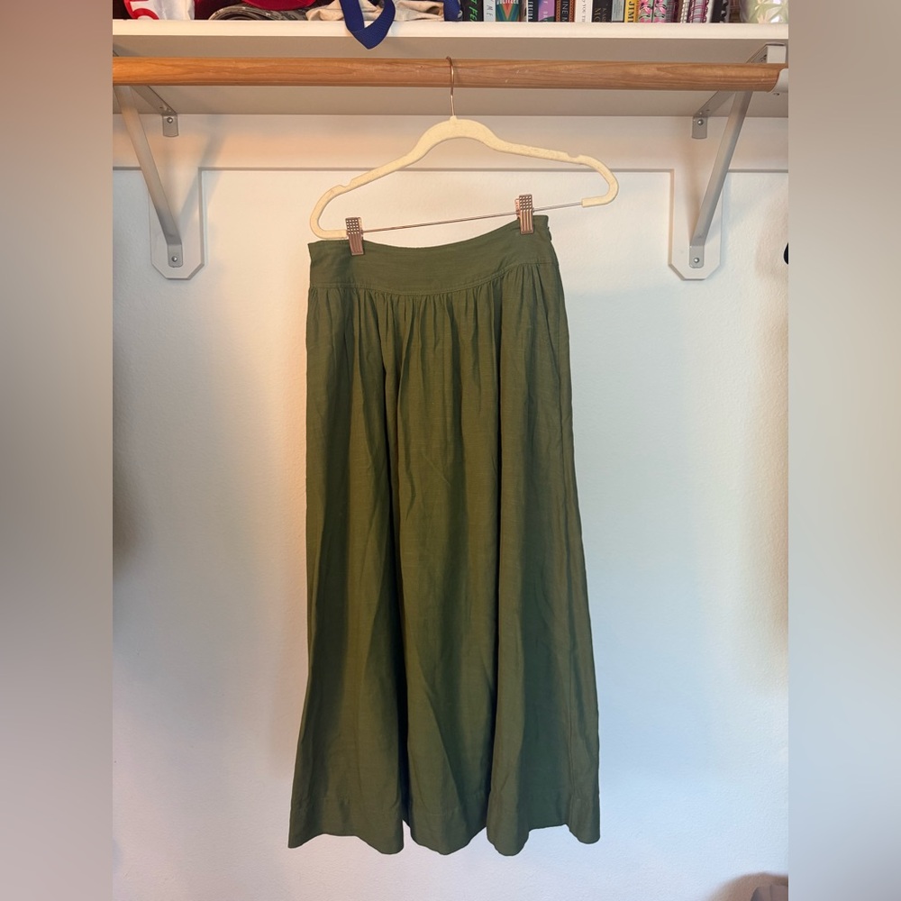 GAP Soft Midi Skirt Green Cyprus Monterrey Size 4 – Pockets & Side Zip